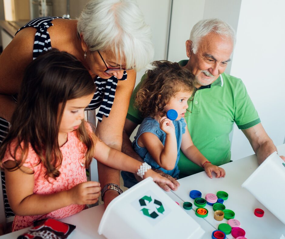 Nismo eko popolni. Smo pa starši, ki učimo z zgledom.